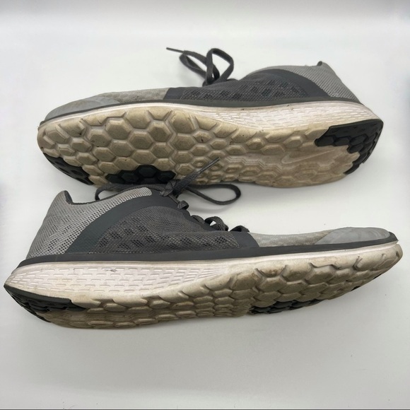 Nike FS Lite Run 3 Gray Sneaker Running Shoes - Picture 7 of 11